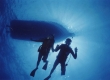 Divers-Under-Boat_a